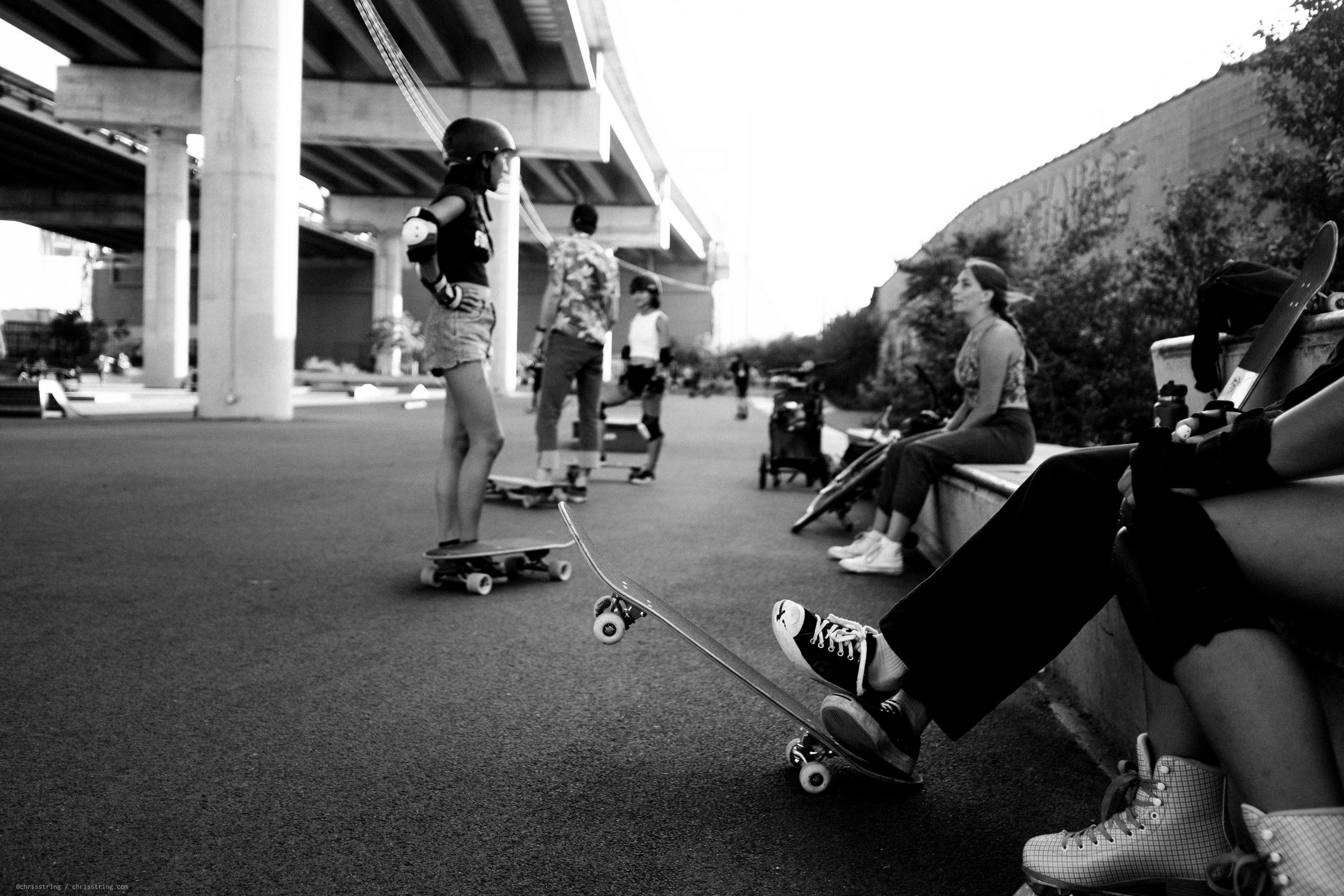 Surfskate under the K-Bridge